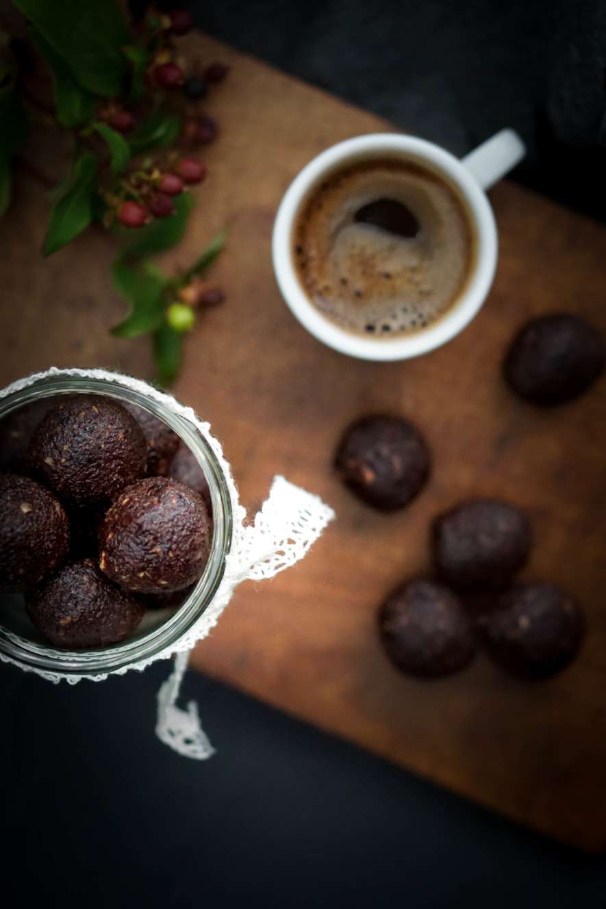 Schoko-Kirsch Energy Balls (2)