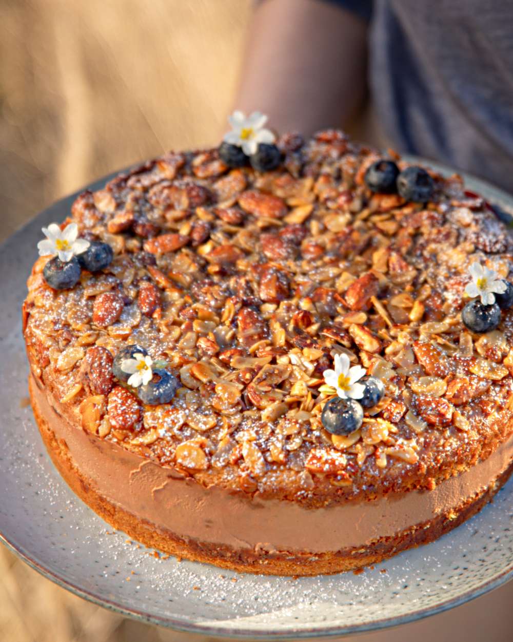 Sugar Loft - Personally I love how simple yet decadent this Chocolate Nougat  cake looks! It's got a luscious Dark Chocolate ganache paired with loads  and loads of caramelised almond praline ❤️