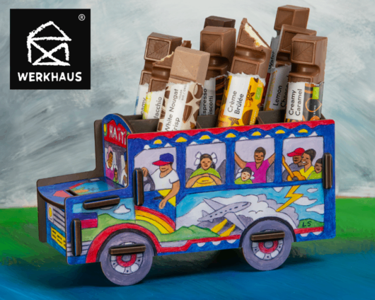 taptap-schulbus-haiti-werkhaus-stiftebox-vivani-bioschokolade