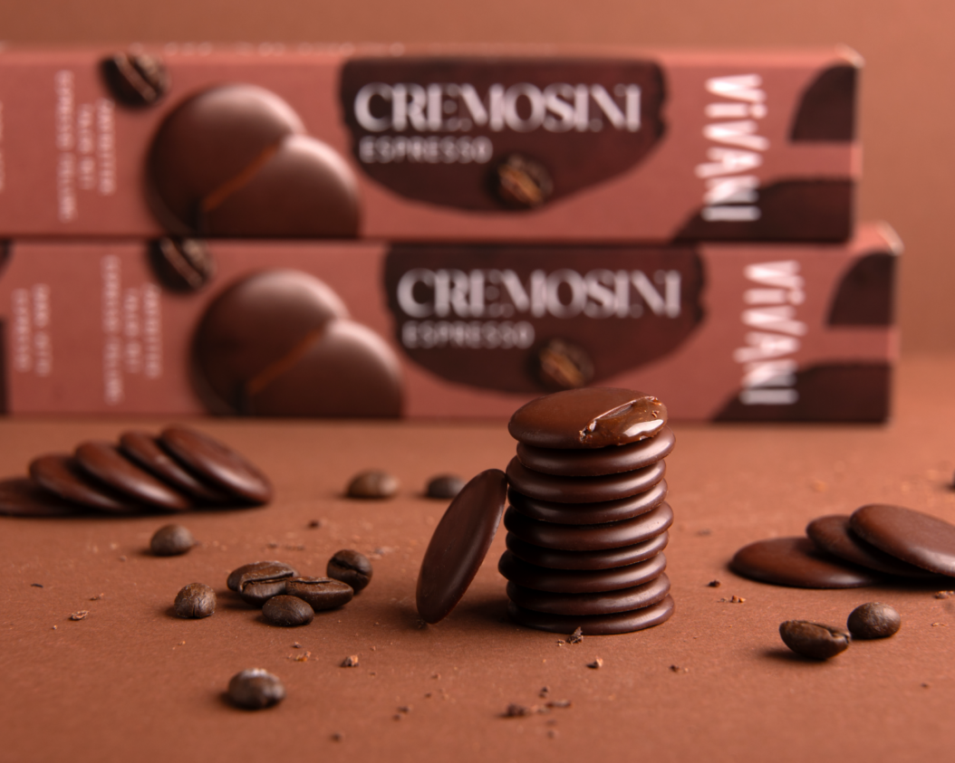 Vivani präsentiert 2026 sechs Neuheiten an Bioschokolade, darunter die neuen Cremosini Espresso.