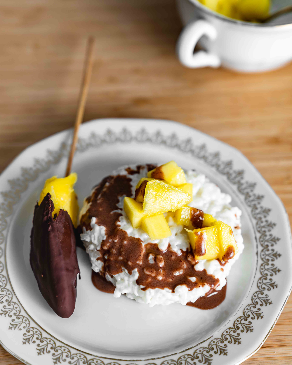 Ein Teller mit dem thailändischen Rezept 